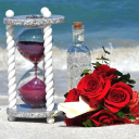 heirloomhourglass.com Logo