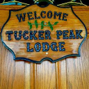 tuckerpeaklodge.com